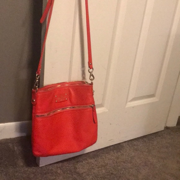 Beautiful purse - Picture 2 of 3